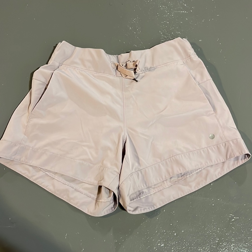 Athletic shorts